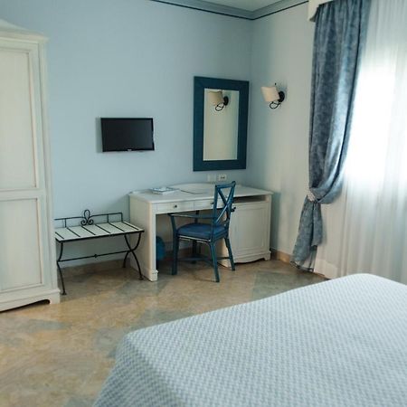 Hotel Relais Antiche Saline Torre Nubia Exterior foto